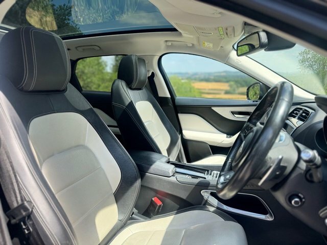 Jaguar F-Pace P250i R-sport Suv RE18DZO Black #3