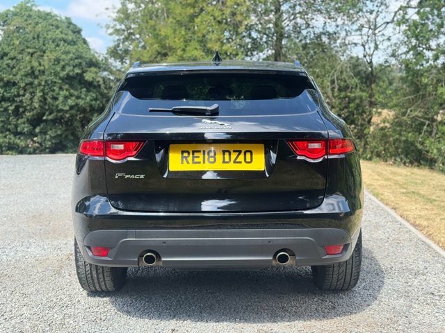 Jaguar F-Pace P250i R-sport Suv RE18DZO Black #4