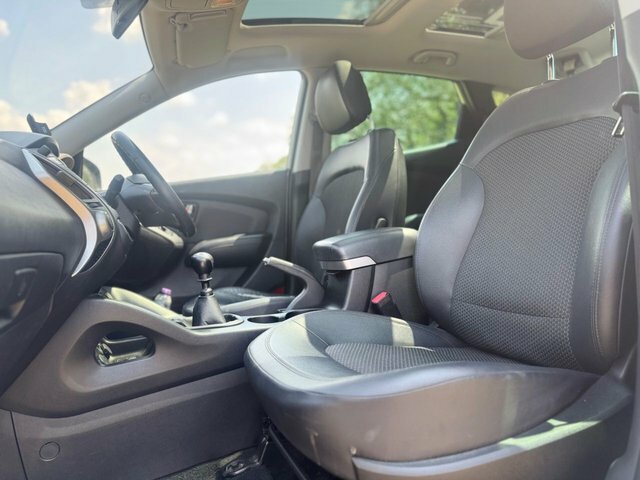 Hyundai Ix35 Crdi Premium Suv Silver #3