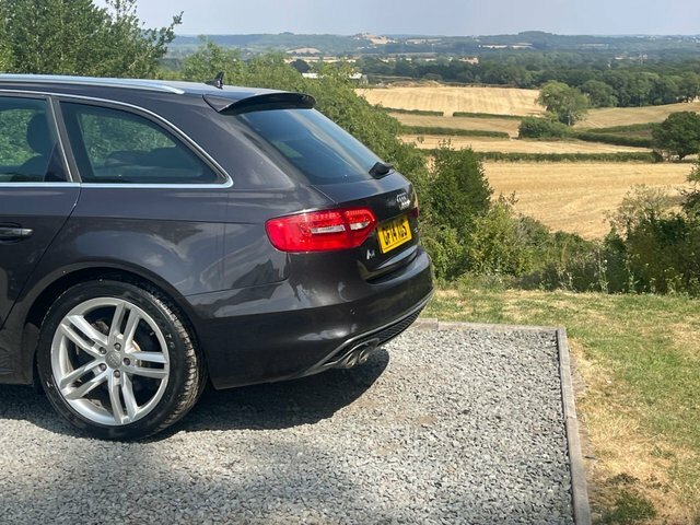 Audi A4 Avant Avant Estate White #9