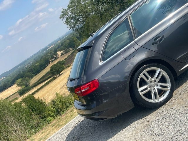 Audi A4 Avant Avant Estate White #20