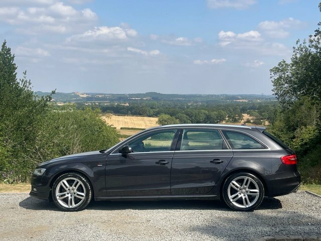 Audi A4 Avant Avant Estate White #10