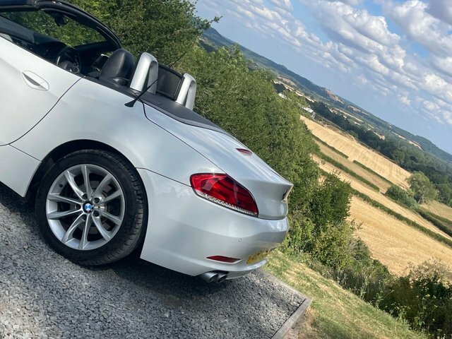 BMW Z4 20I Convertible White #6