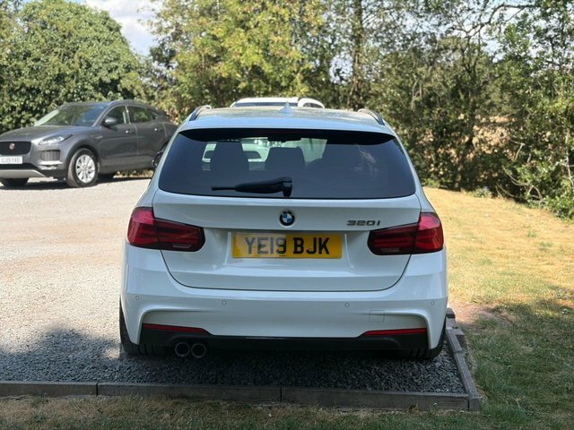BMW 3 Series 320I M Sport Shadow White #5
