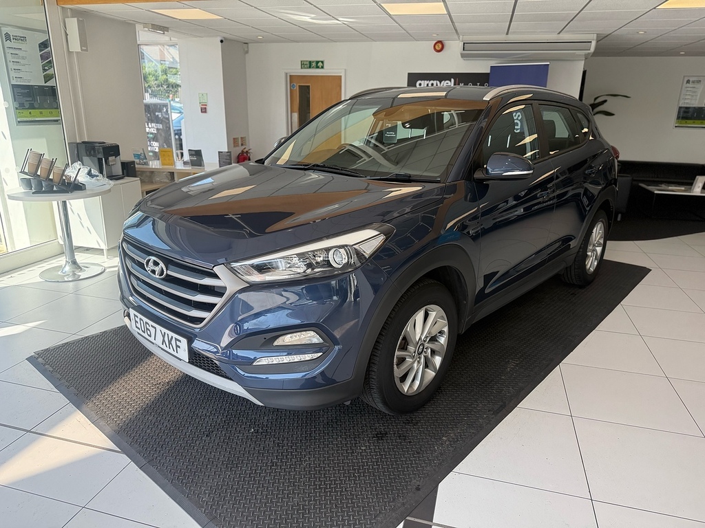 Hyundai Tucson 1.7 Crdi Blue Drive Se Nav Suv E EO67XKF Blue #3