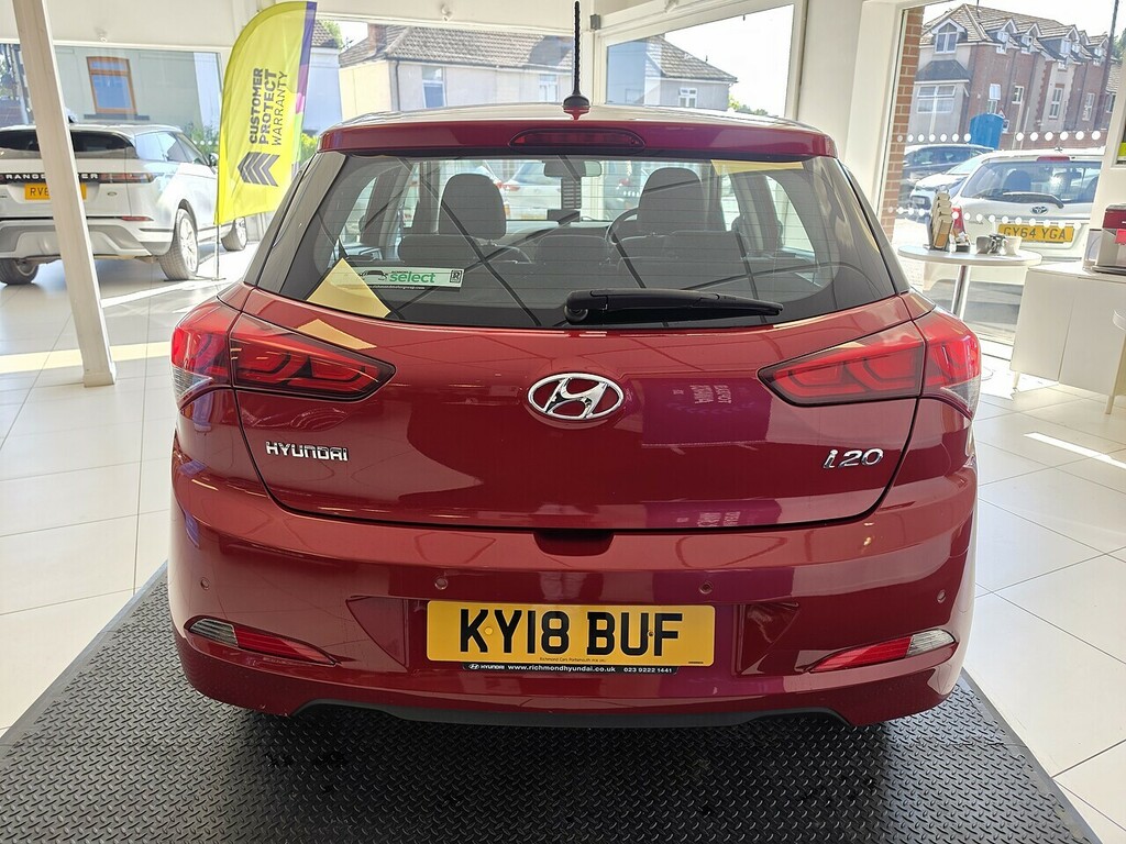 Hyundai I20 1.2 Se Hatchback Euro 6 84 Ps KY18BUF Red #3
