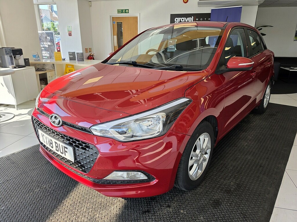 Hyundai I20 1.2 Se Hatchback Euro 6 84 Ps KY18BUF Red #2