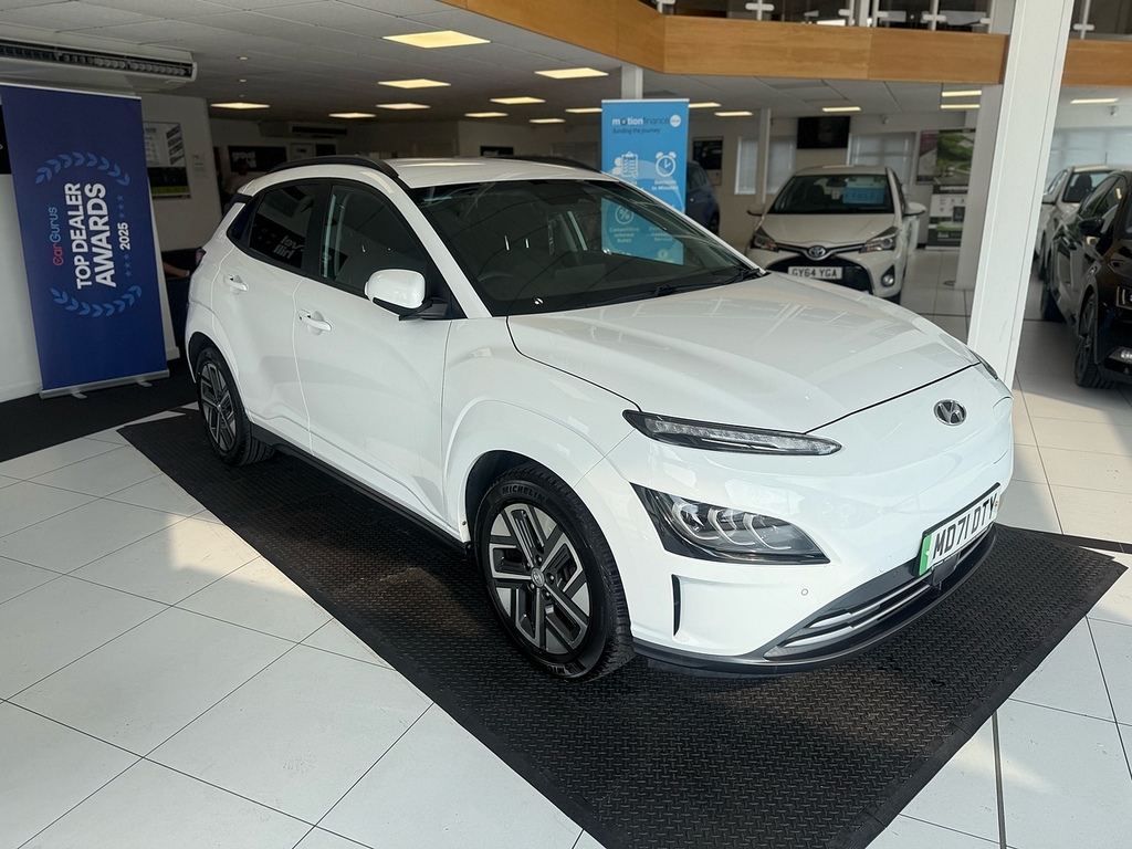 Hyundai Kona 64Kwh Premium Suv 10.5Kw Charge MD71DTY White