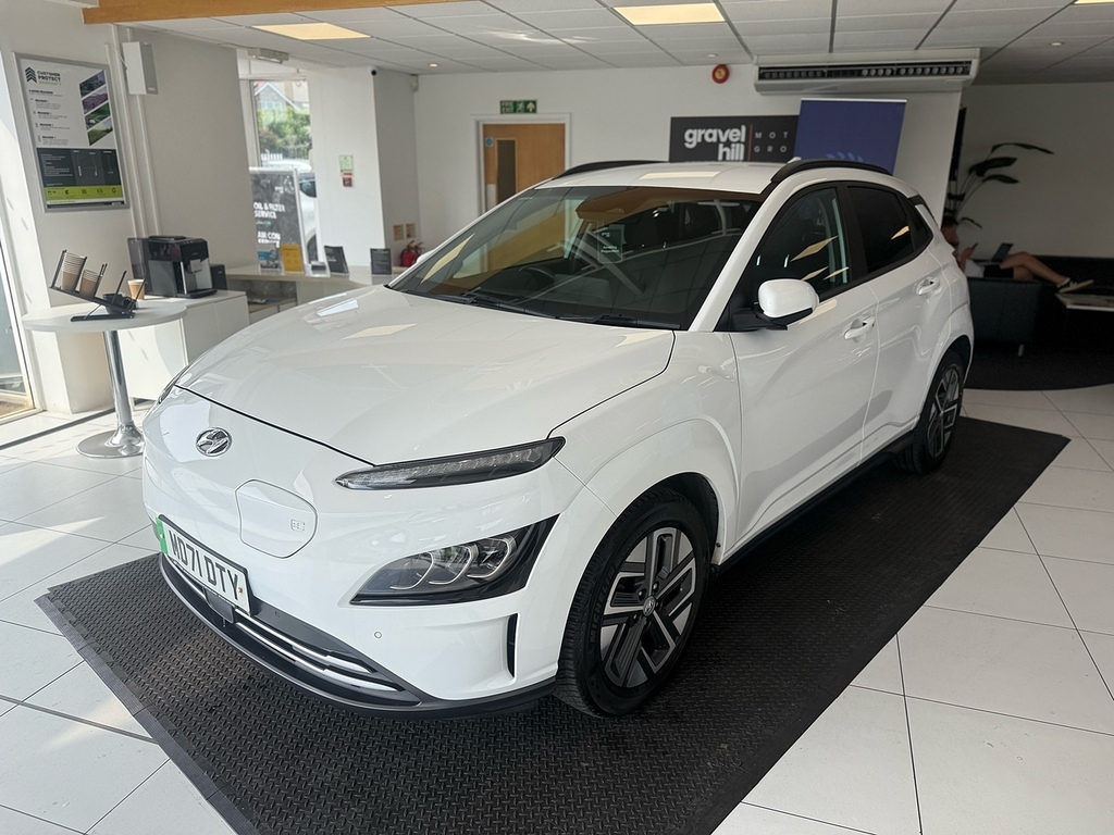 Hyundai Kona 64Kwh Premium Suv 10.5Kw Charge MD71DTY White #3