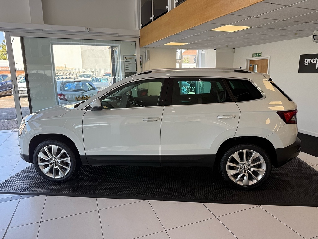 Skoda Karoq 1.6 Tdi Se L Suv Dsg Euro 6 S S 115 WJ68FUU White #4