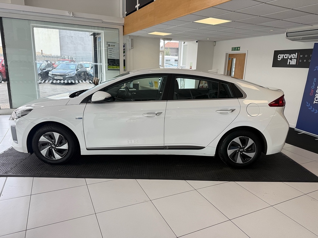 Hyundai Ioniq 1.6 H-gdi Gpf Premium Hatchback Hybrid DG19LBE White #3