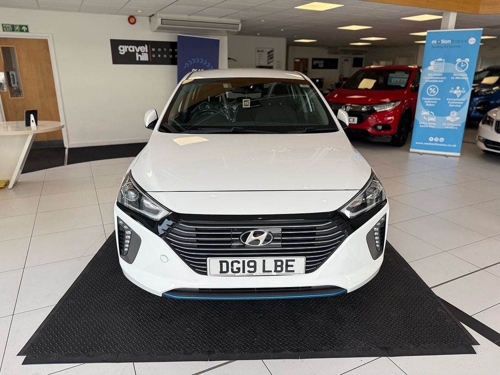 Hyundai Ioniq 1.6 H-gdi Gpf Premium Hatchback Hybrid White