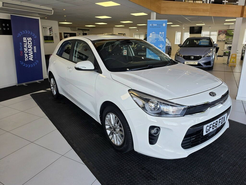 Kia RIO 1.25 2 Hatchback Euro 6 S S 8 White