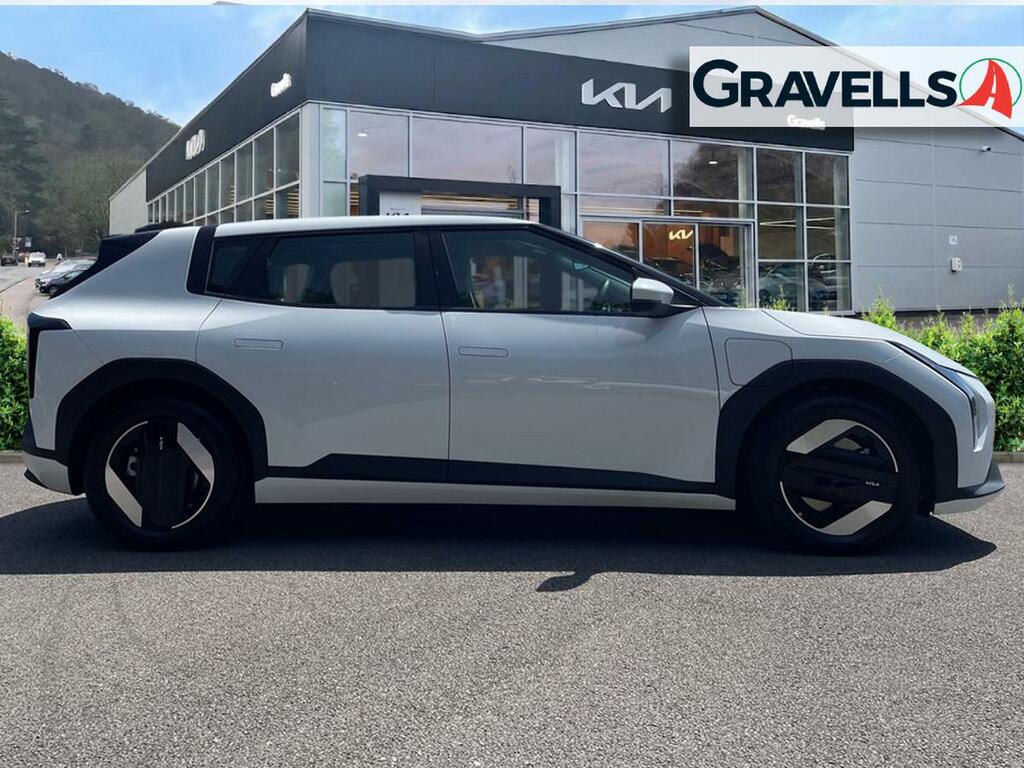 Kia EV4 81.4Kwh Air Hatchback 201 Bhp CF75RNY White #2