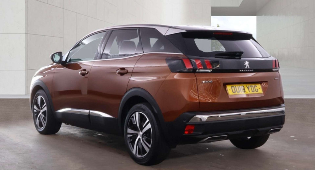Peugeot 3008 Gt Line Blue Hdi Ss Brown #3