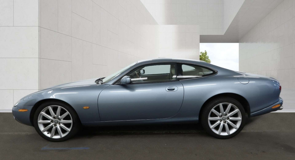 Jaguar XK8 Xk8 Coupe  #6