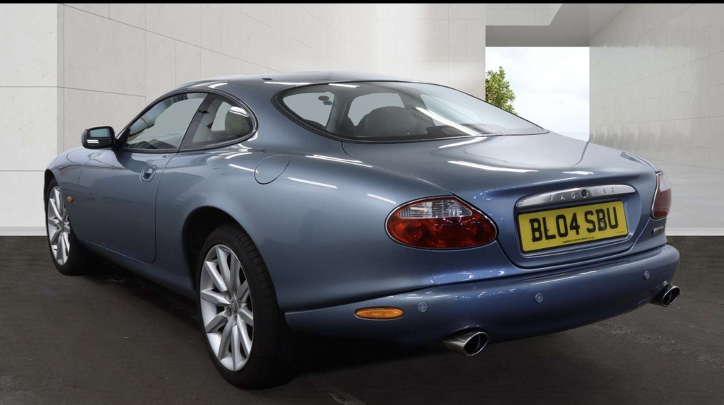 Jaguar XK8 Xk8 Coupe  #3