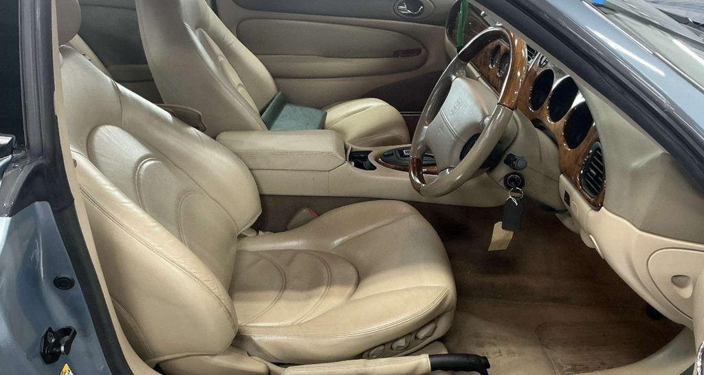 Jaguar XK8 4.2 2dr Beige #7