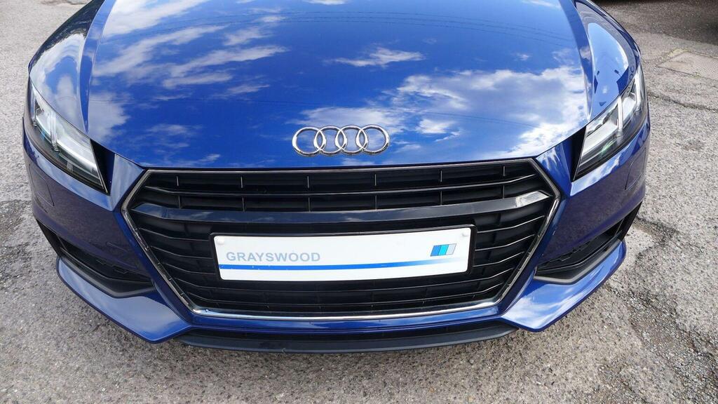 Audi TT 2.0 Tfsi Sport Roadster S Tronic Quattr Red #16