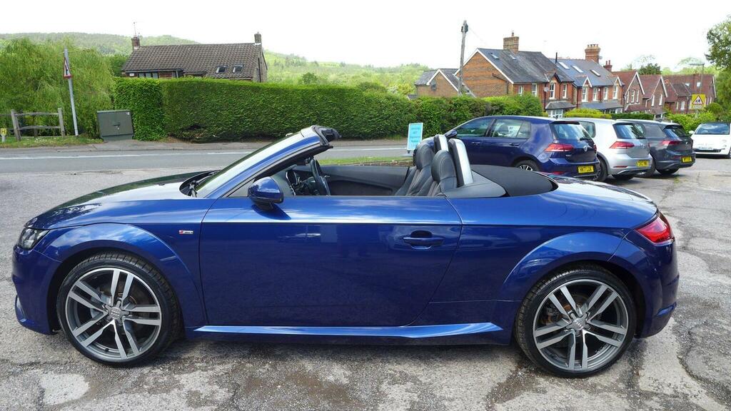 Audi TT 2.0 Tfsi Sport Roadster S Tronic Quattr Red #9