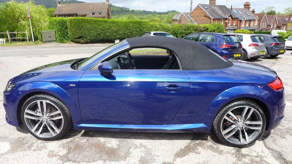 Audi TT 2.0 Tfsi Sport Roadster S Tronic Quattr Red #50