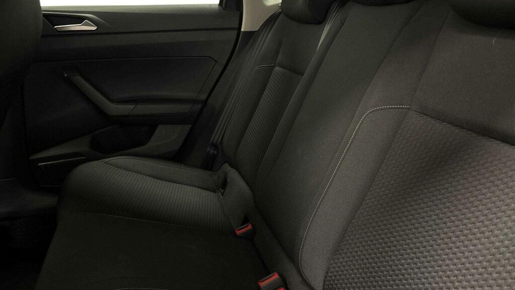 Volkswagen Polo Active Black #7