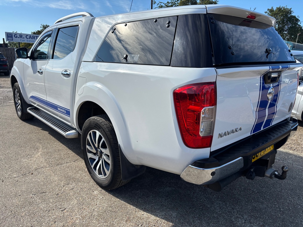 Nissan Navara 2.3 Dci Tekna 4Wd Euro 6 Black #2