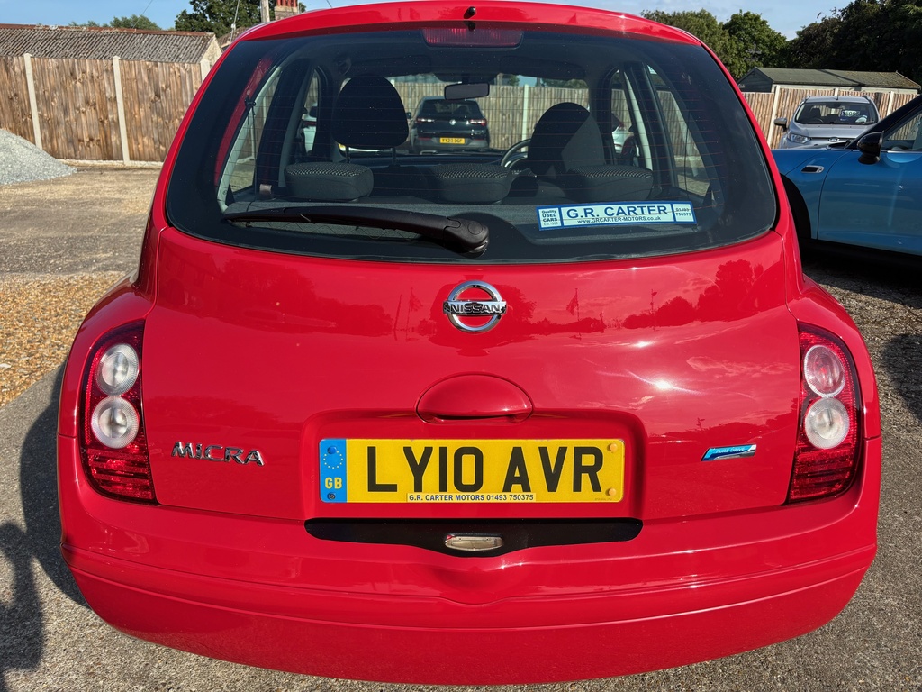 Nissan Micra 1.2 16V Visia Red #5