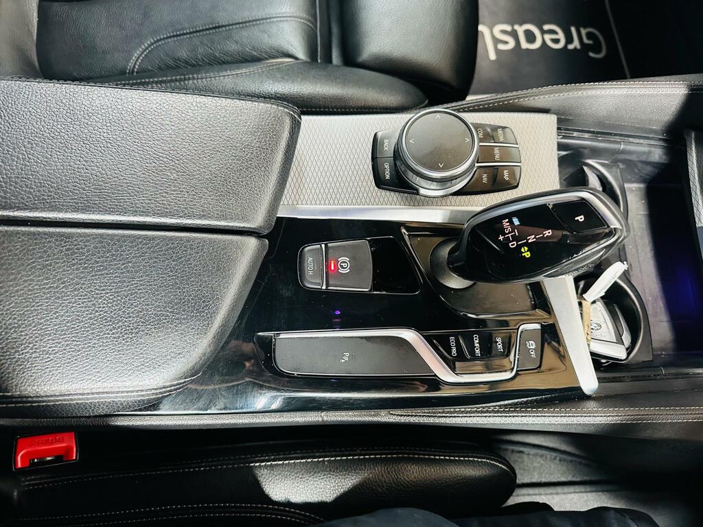 BMW 5 Series  Black #30
