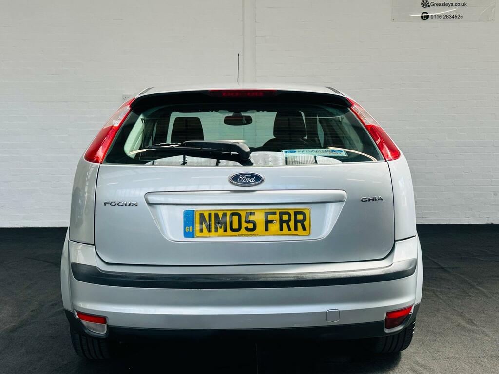 Ford Focus Estate 1.6 LX 200505 Green #4