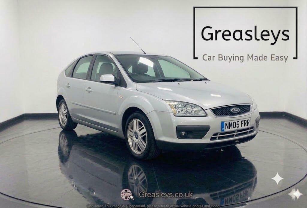 Ford Focus Estate 1.6 LX 200505 Green #1