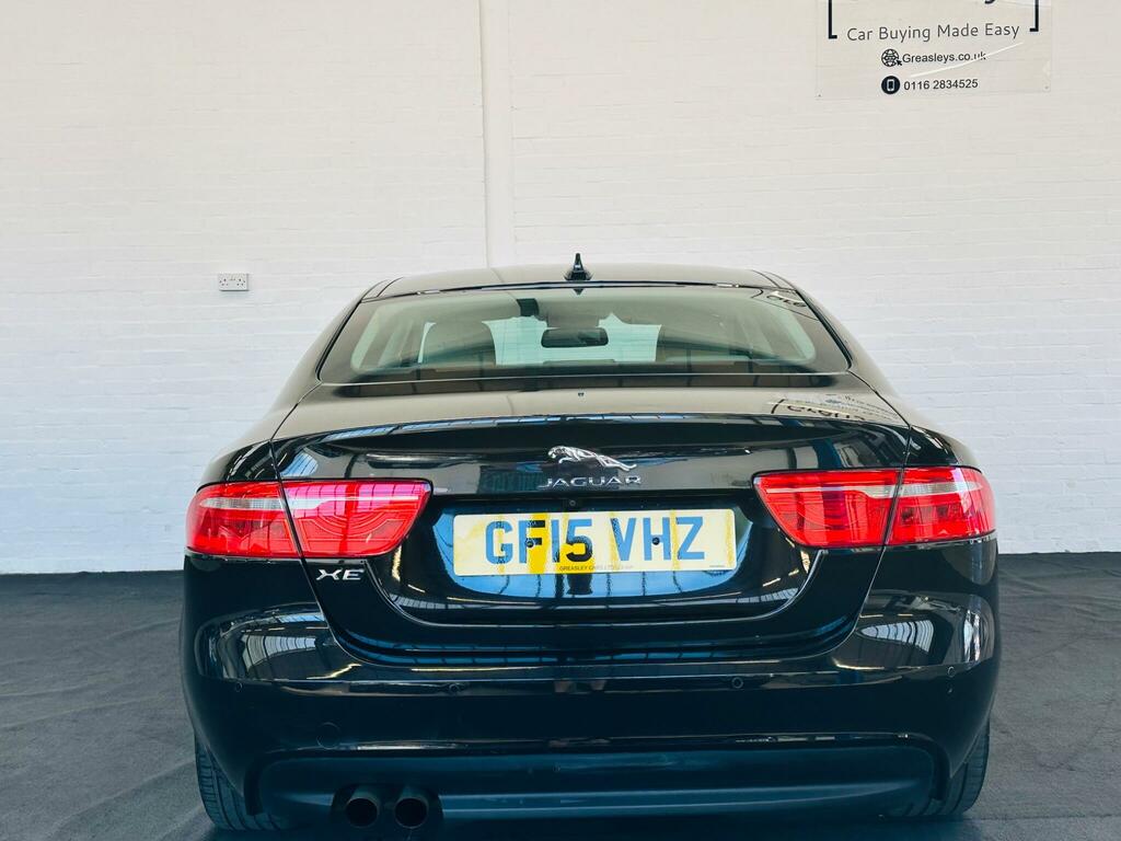 Jaguar XE 2.0D Portfolio Euro 6 Ss Black #4