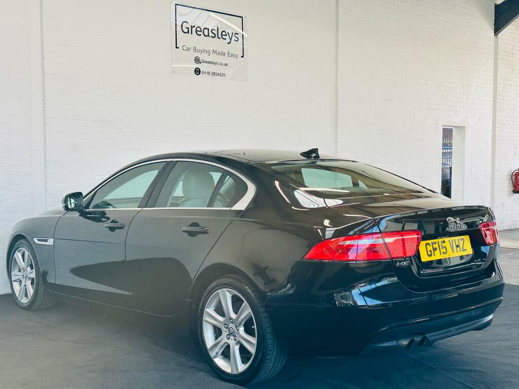 Jaguar XE 2.0D Portfolio Euro 6 Ss Black #2