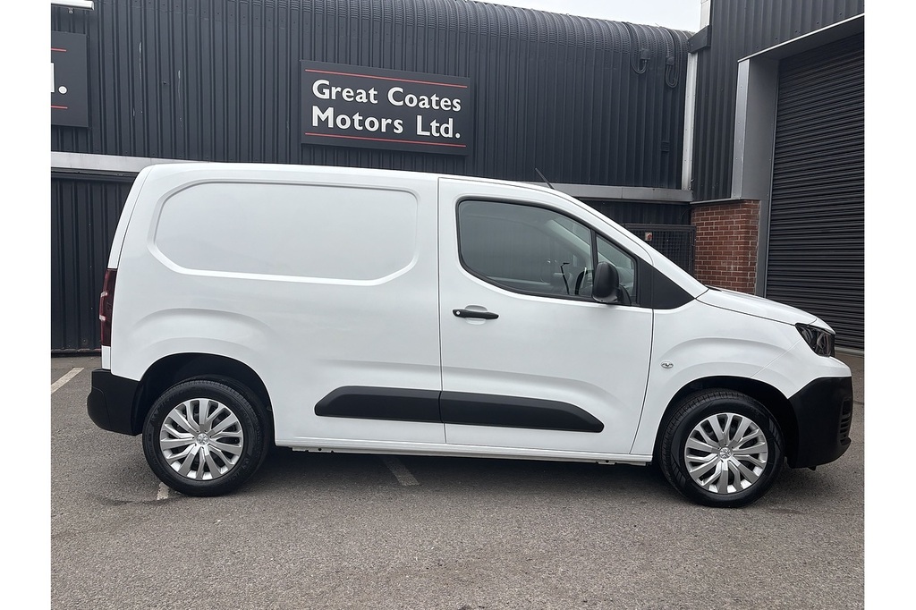 Peugeot Partner Bluehdi 1000 Professional Premium U2158 Ulez CK71YKH White #2