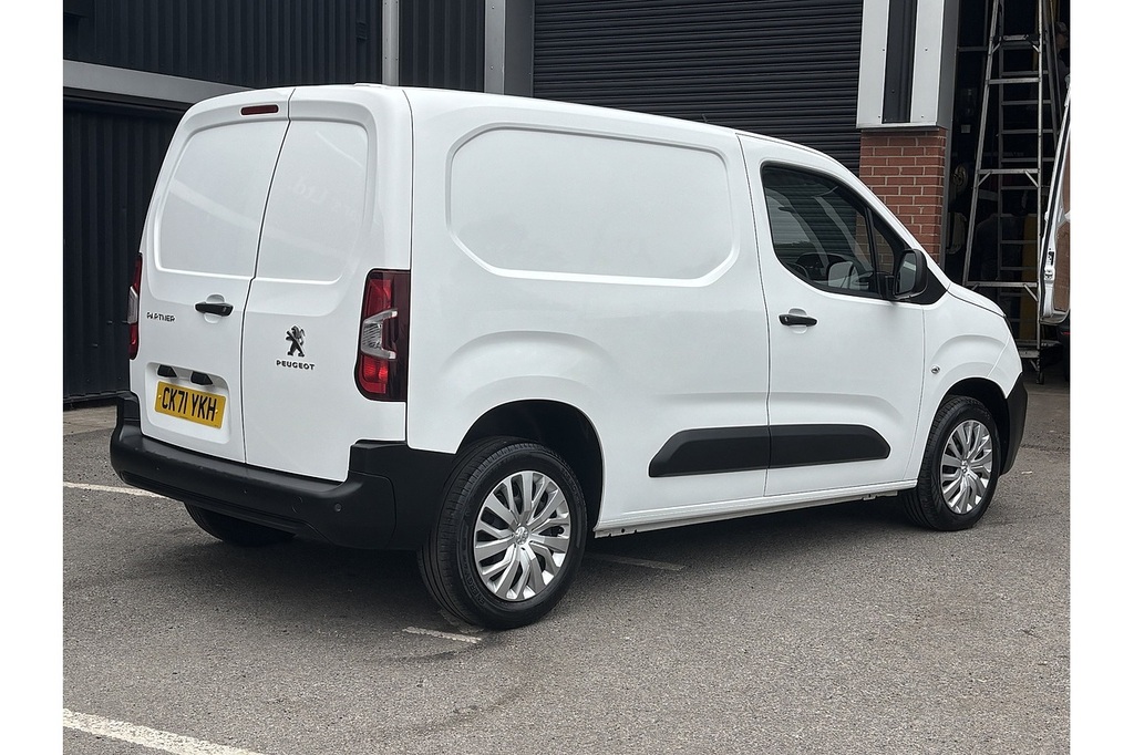 Peugeot Partner Bluehdi 1000 Professional Premium U2158 Ulez CK71YKH White #4