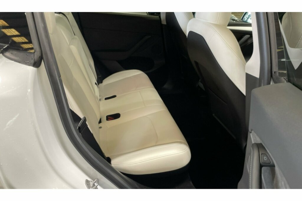 Tesla Model Y Rwd U2176 Ulez White #6