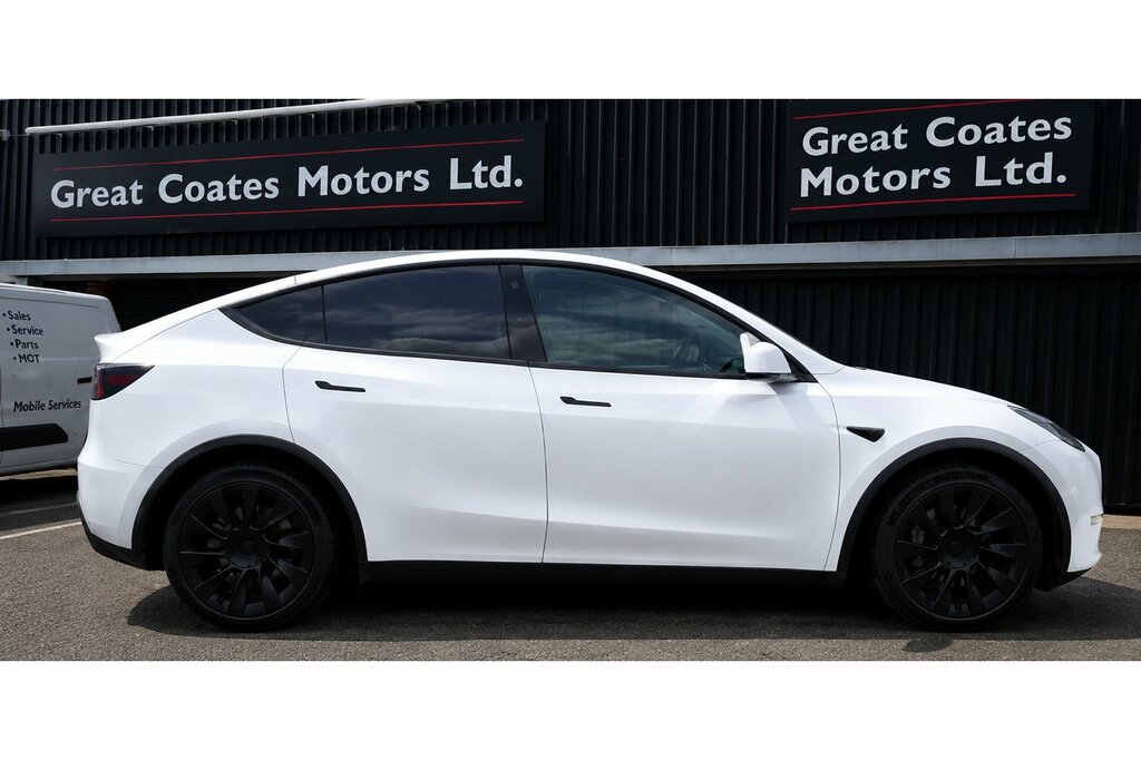Tesla Model Y Rwd U2176 Ulez White #2