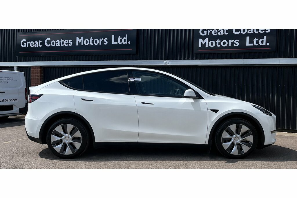 Tesla Model Y Long Range U2181 Ulez White #4