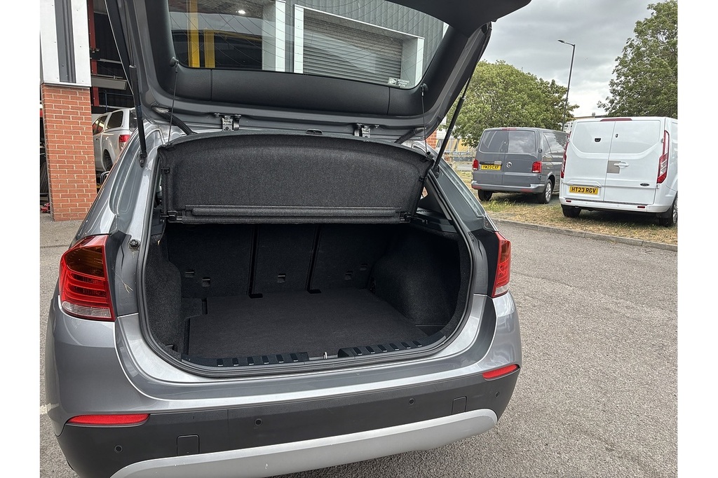 BMW X1 2.0L Xdrive20d Se 174 Bhp Black #18