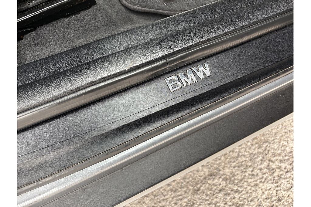 BMW X1 2.0L Xdrive20d Se 174 Bhp Black #17