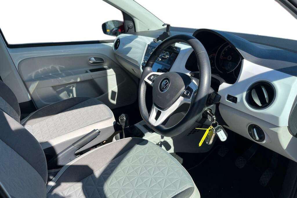 Volkswagen Up Beats NV23YCC White #3