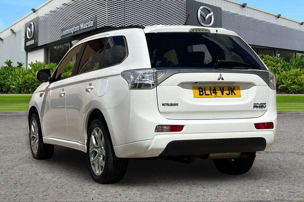 Mitsubishi Outlander Gx 4H Phev BL14VJK White #2
