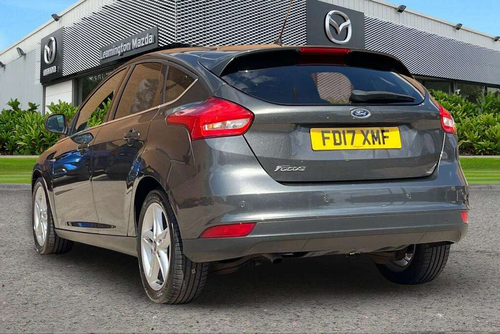 Ford Focus 1.5 Tdci Zetec Edition Hatchback FD17XMF Grey #2