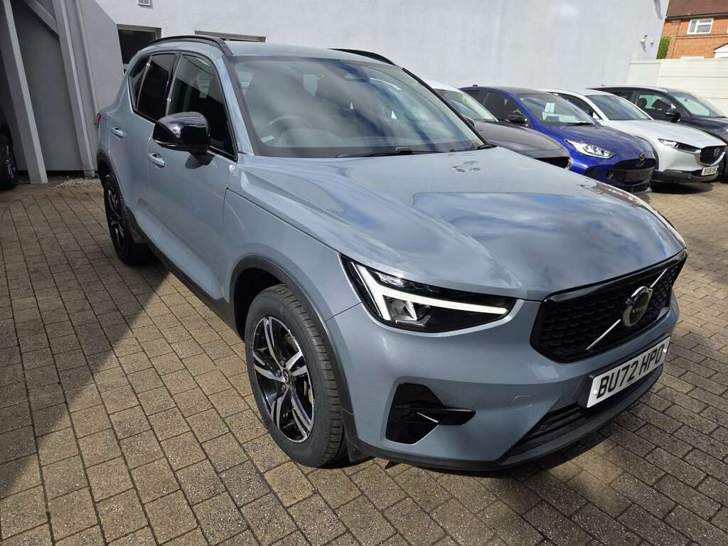 Volvo XC40 B3 Mhev BU72HPO Grey #2