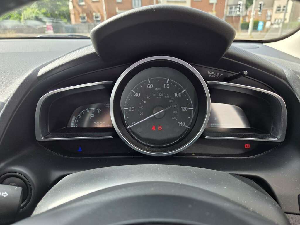 Mazda 2 1.5 90Ps Sport Nav At White #5