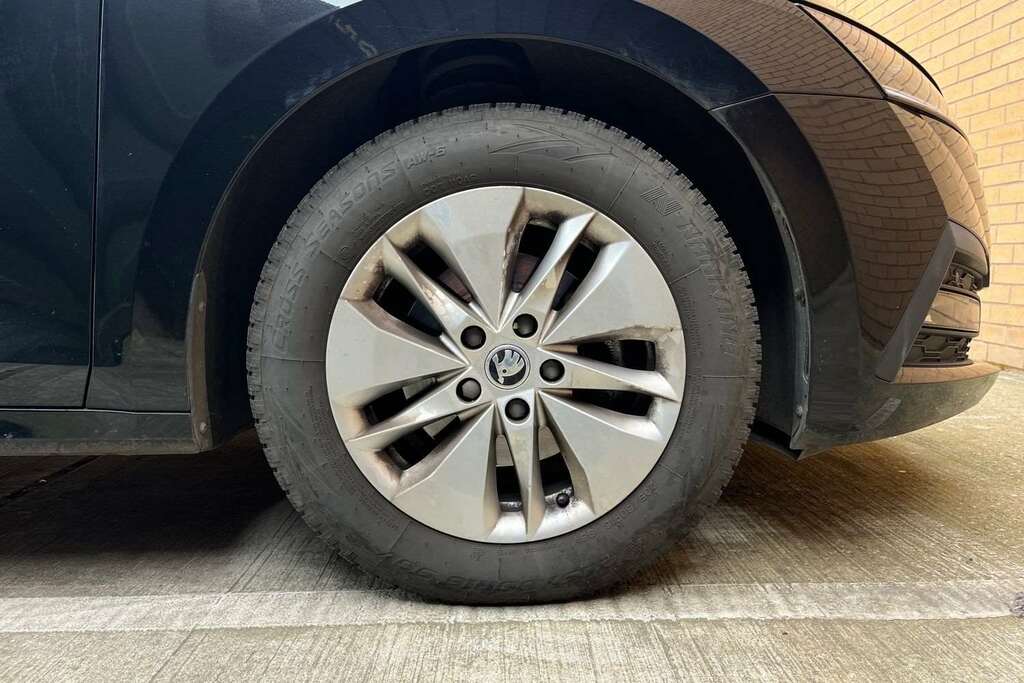 Skoda Octavia 1.5 Tsi Act Se Technology Estate Black #5