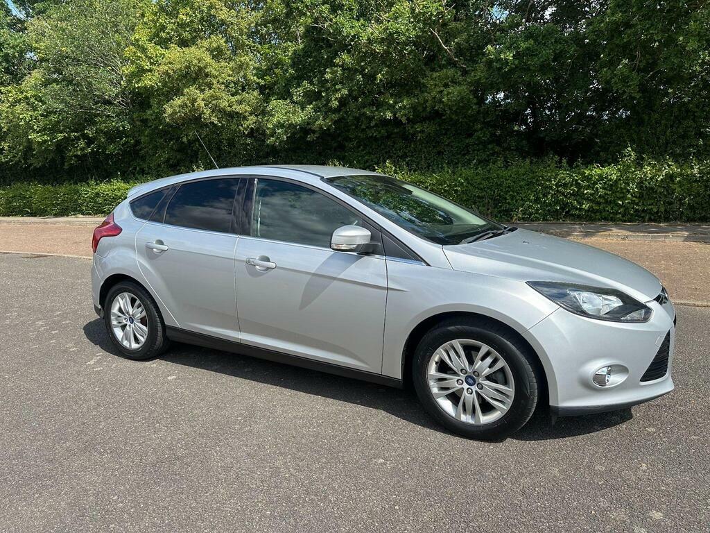 Ford Focus 1.0T Ecoboost Titanium Navigator Euro 5 S S EA64OFM Silver #2