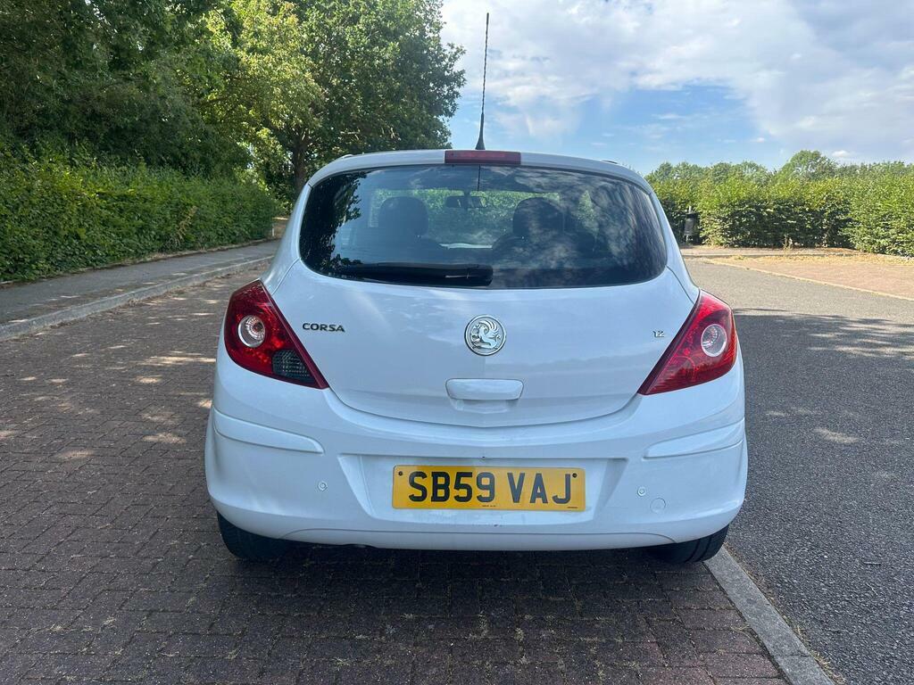 Vauxhall Corsa Design 16V 5-Door Silver #6