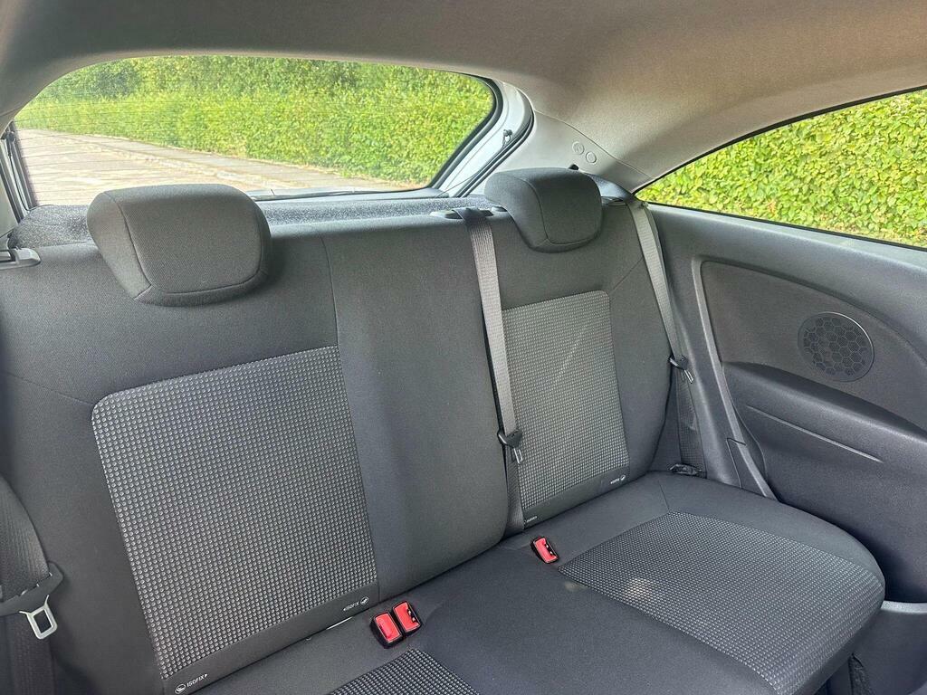 Vauxhall Corsa Design 16V 5-Door Silver #21