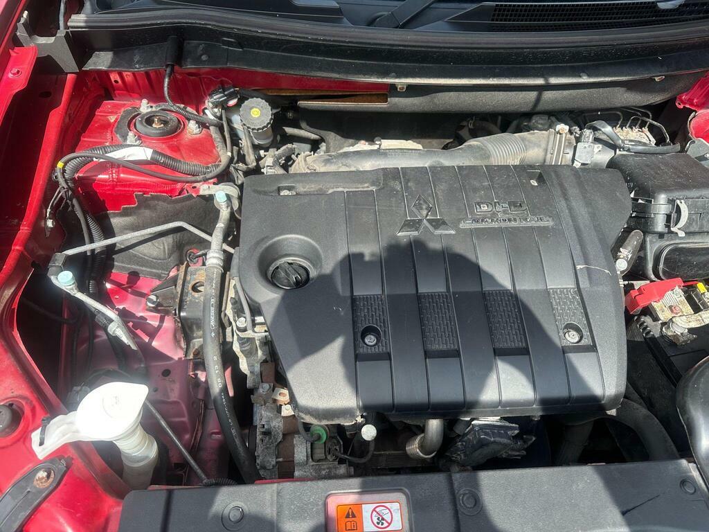 Mitsubishi Outlander 2.2 Di-d Gx1 4Work 4Wd Silver #24